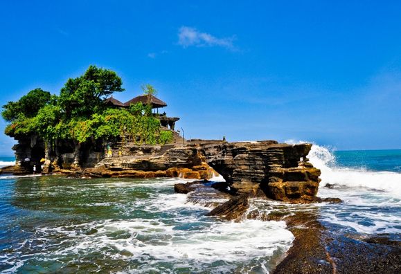 tempio di tanah lot viaggio a bali