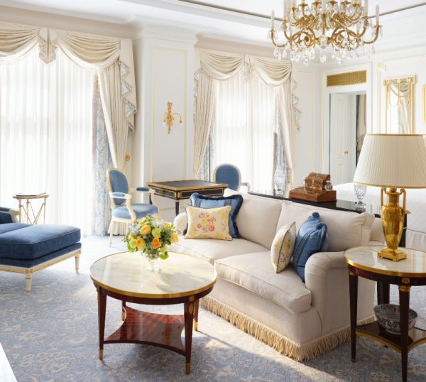 Hotel-Ritz-un-classico-si-trova-a-Picadilly-Circus