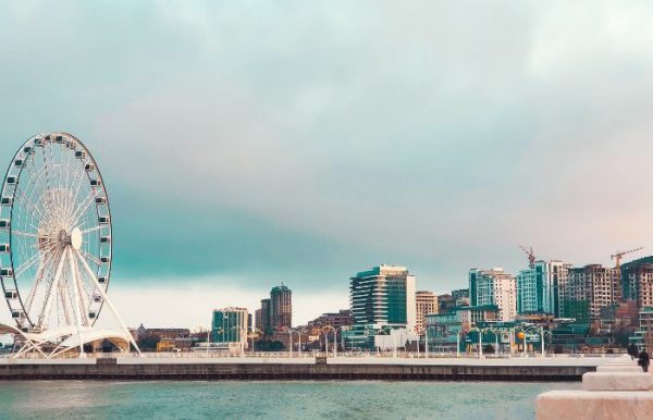 skyline di Baku in Azerbajan