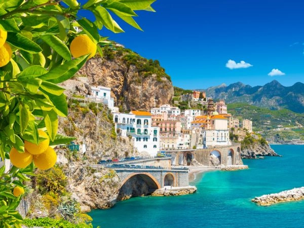 Ammirare la Costiera Amalfitana