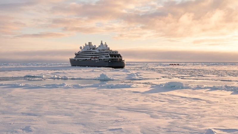 Nuove rotte per la Le Commandant Charcot di Ponant da scoprire in Ascot Agenzia viaggi a Bergamo