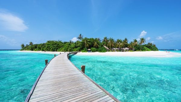 10 Esperienze Indimenticabili alle Maldive: Lusso, Avventure Subacquee e Cultura Unica
