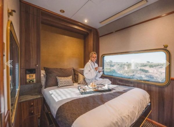 cabina-platinum-sul-treno-australiano-di-lusso-The-Ghan