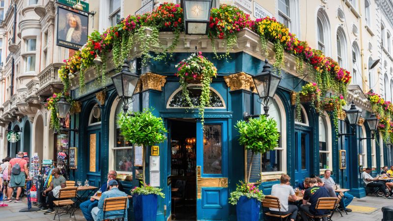 Ristoranti a Londra: Bacchanalia, o lo odi o lo ami