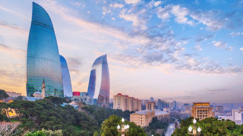 Baku, cosa vedere Una città sempre in bilico tra modernità e storia