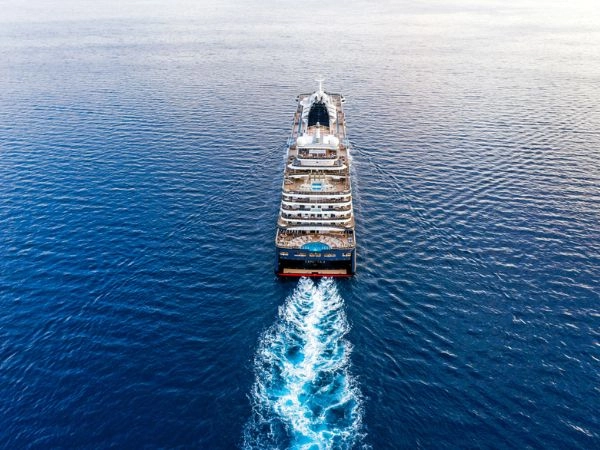 Navigare con Explora Journeys