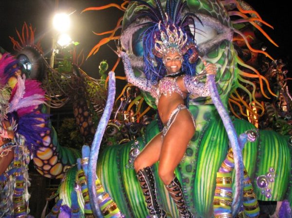 Viaggio in Brasile ballerine di Samba