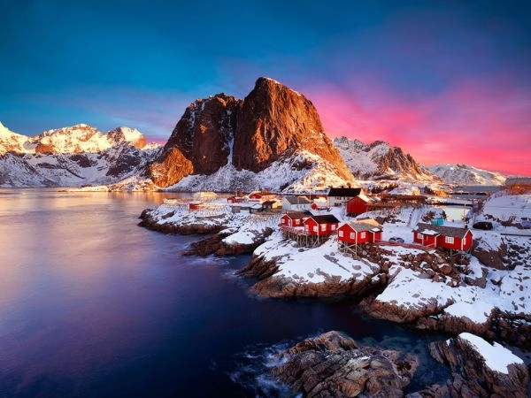 Le Lofoten sono un gruppo di isole nella parte settentrionale della Norvegia