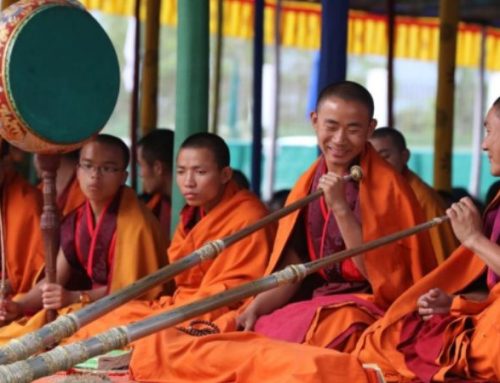 Bhutan: il paese della felicità, in occasione di festival di Dechenphu e Jakar