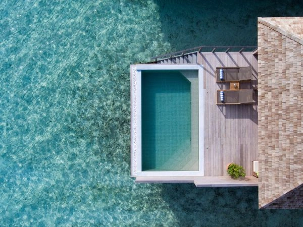 Il resort incarna l'essenza del lusso maldiviano