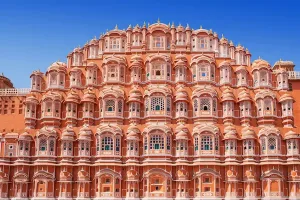 Jaipur-citta-da-visitare-in-india-in-treno.