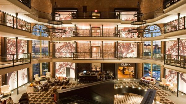 The-Liberty-Hotel-Boston-USA-prigione-trasformata-in-hotel