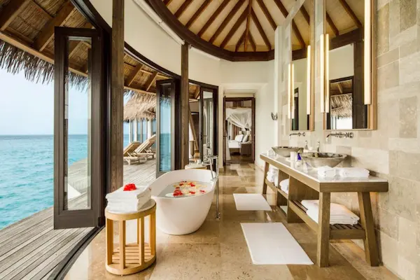 immagine-bano-resort-maldive.