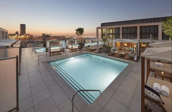zona-piscina-terrazza-mandarin-oriental.