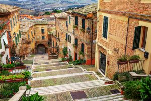 ancona-citta-delle-marche-italia