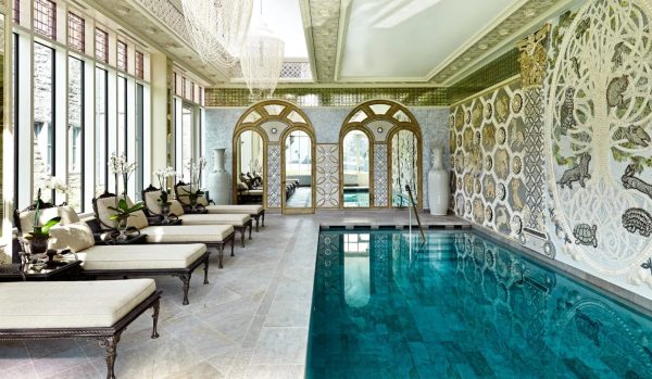 ashford-castel-piscina-hotel-irlanda