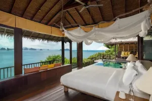 camera-da-letto-con-vista-sulmare-letto-a-vista