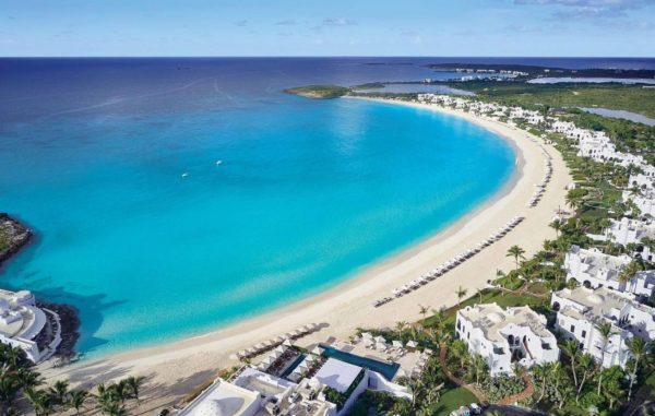belmond-hotel-caraibi-anguilla-mare-cristallino