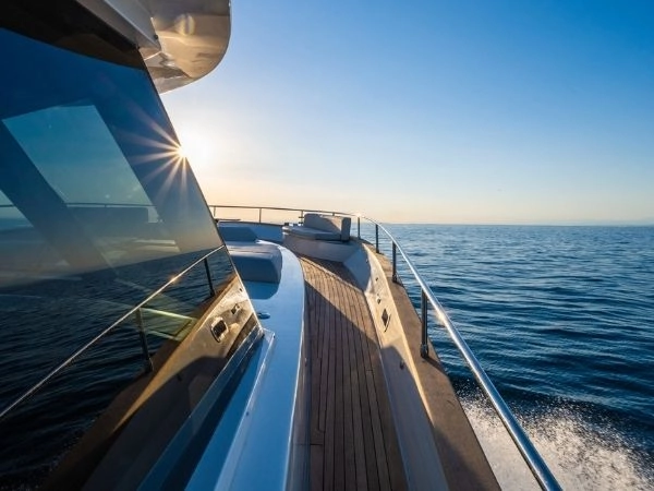 yacht
