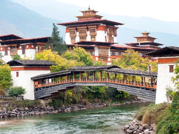 Ponte Bazam e Punakha Dzong, 