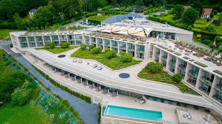l-albergo-Royal-Champagne-consigiato-per-i-viaggi-di-nozze