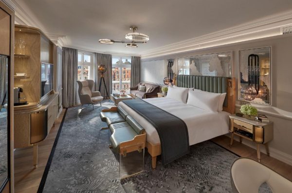 Una-delle-sontuose-suite-del-Mandarin-Oriental-di-Londra